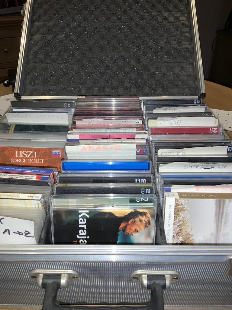 Volledige koffer met zeker 300 cd’s, Cd's en Dvd's, Ophalen of Verzenden, Zo goed als nieuw