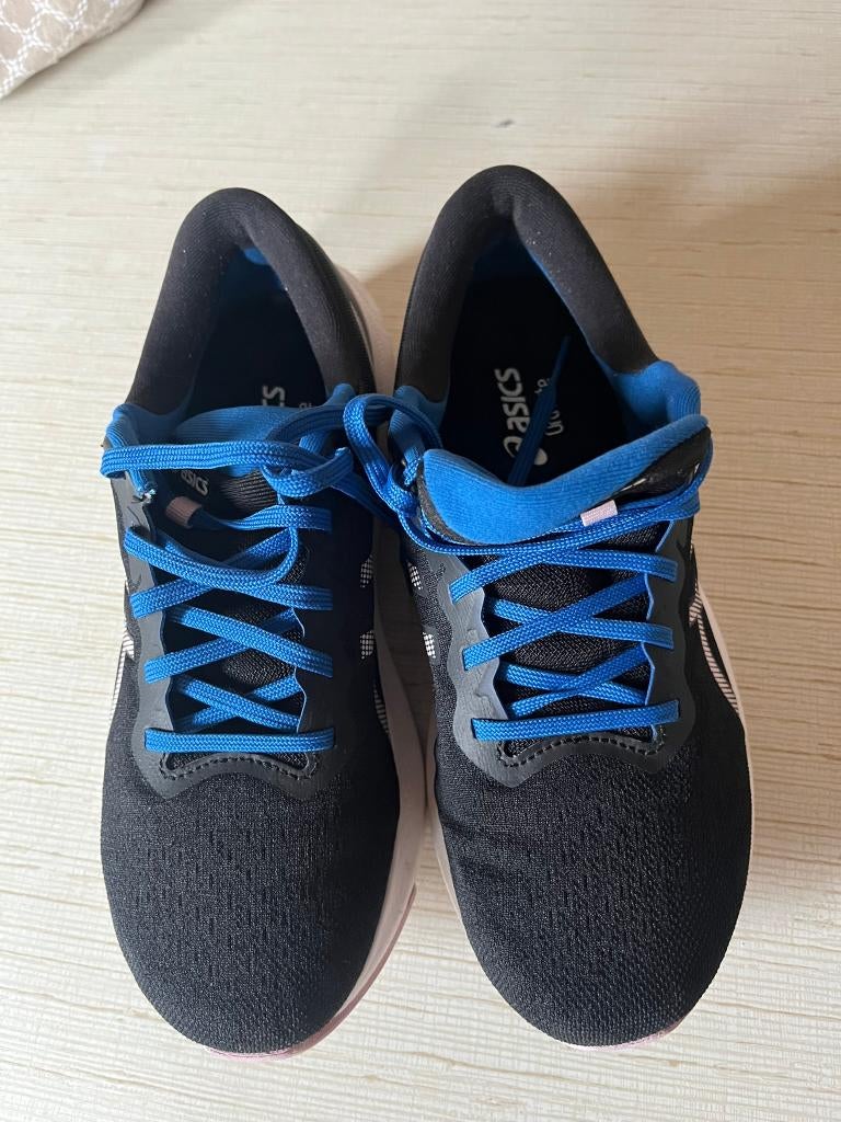 loopschoenen dames asics maat 39, Sports & Fitness, Course, Jogging & Athlétisme, Course à pied, Enlèvement ou Envoi, Chaussures de course à pied