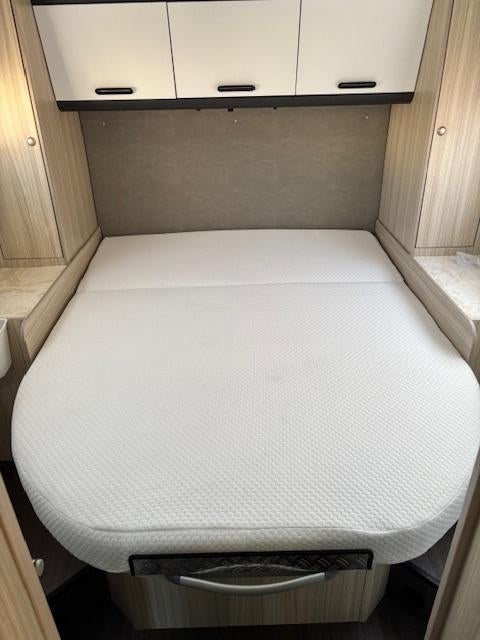 Matras voor camper, Caravans en Kamperen, Ophalen, Zo goed als nieuw