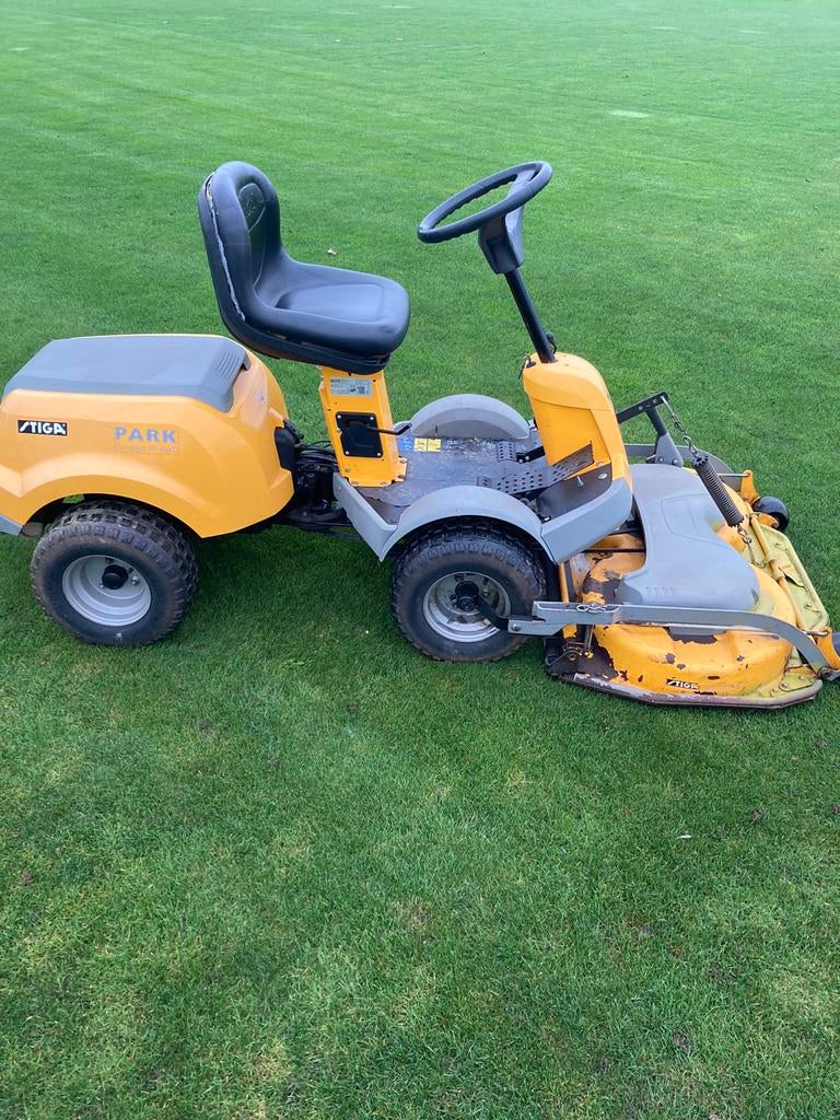 Stiga park compact, Tuin en Terras, Zitmaaiers, Ophalen of Verzenden