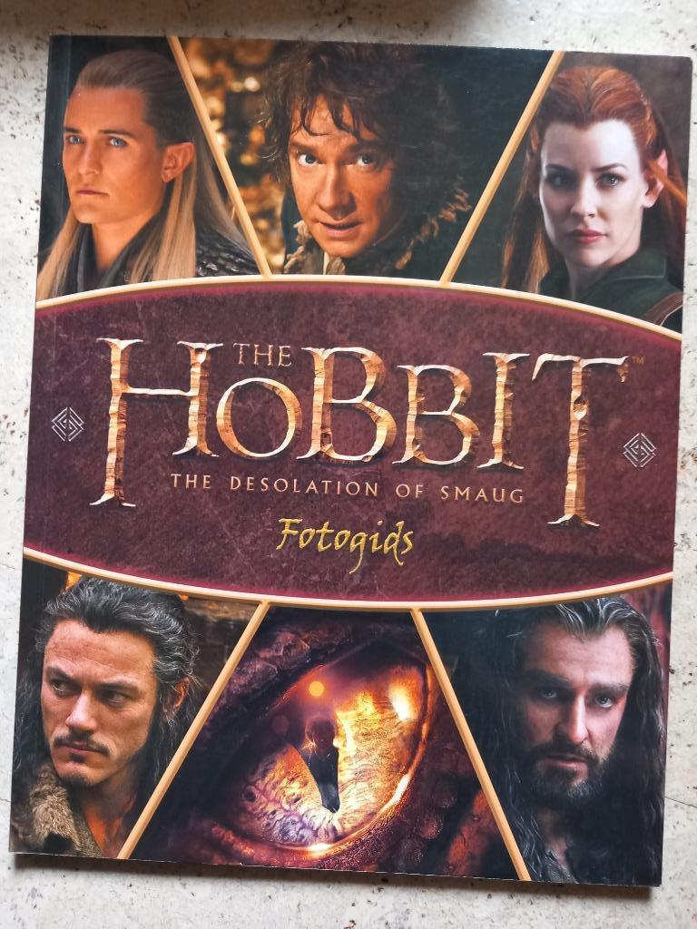 The Hobbit fotogids: the desolation of smaug, Enlèvement ou Envoi, Comme neuf, Livre, Poster ou Affiche