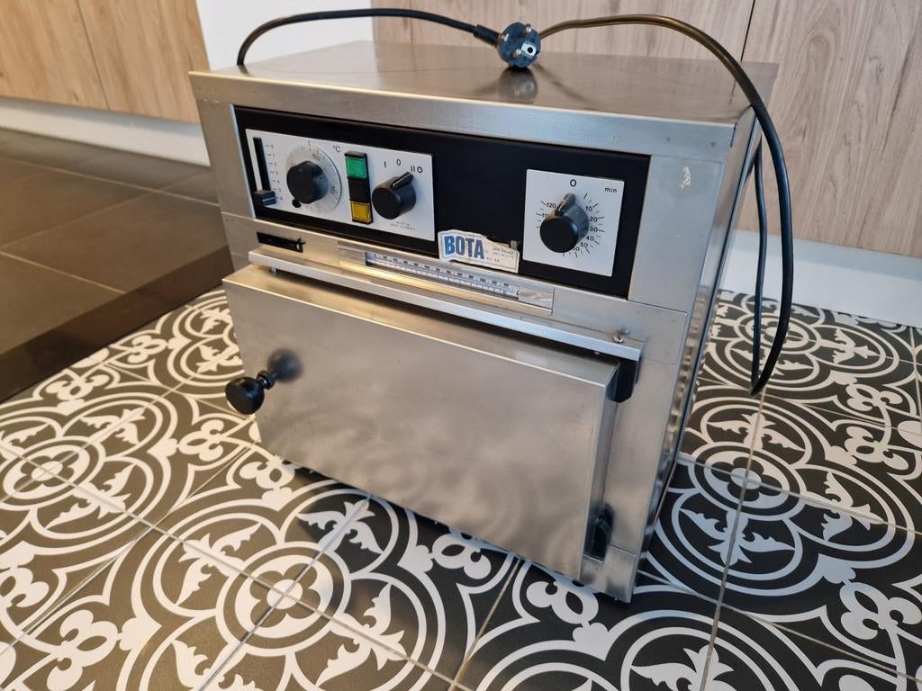 Professionele sterilisator Memmert, Elektronische apparatuur, Ophalen