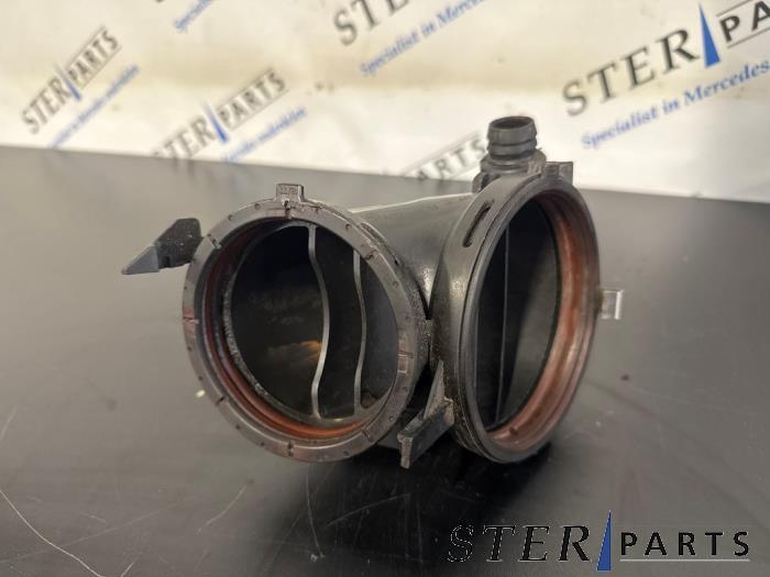 Tuyau d'aspiration air d'un Mercedes E-Klasse, 3 mois de garantie, Utilisé, -, -