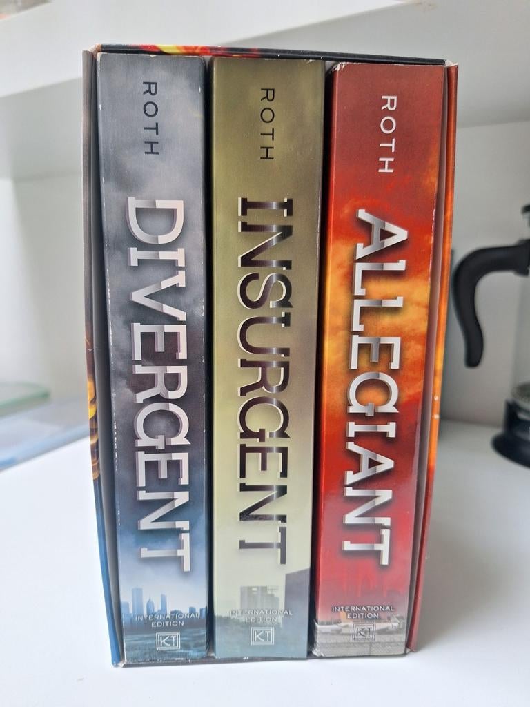 Divergent Series Boxed Set English Edition 3 books, Boeken, Ophalen of Verzenden, Nieuw