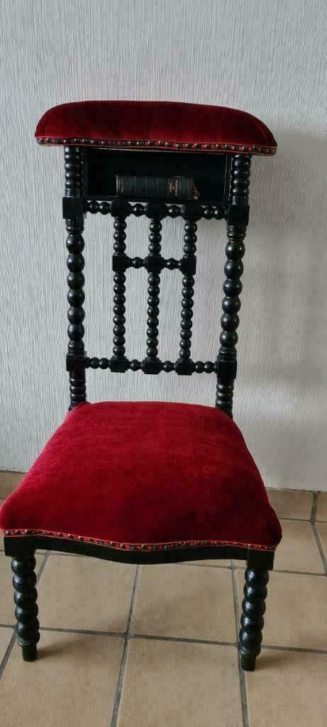 Antieke kerkstoel, Enlèvement