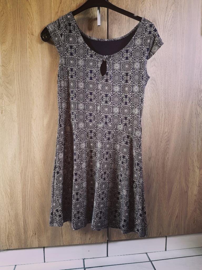 Donkerblauw kleed M, Ophalen of Verzenden
