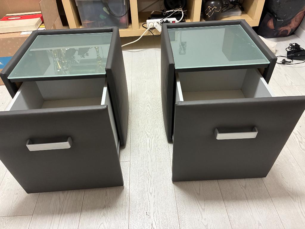 Tables de chevet Semieder avec plateau en verre, Neuf, Moins de 55 cm, Moins de 45 cm, Enlèvement