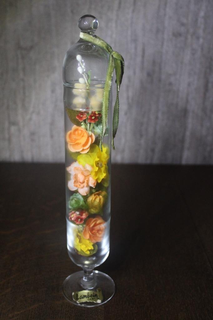 Glazen hoge stulp met namaakbloemen, Ophalen of Verzenden, Gebruikt, Binnen