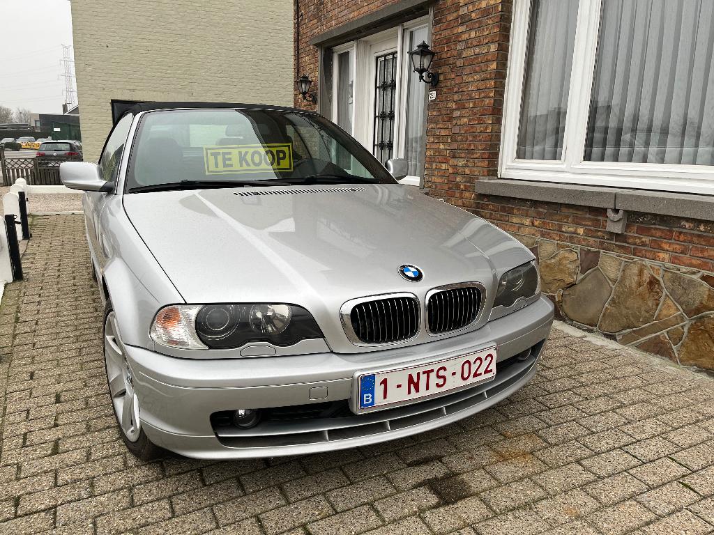 BMW serie 3 cabrio, Auto's, BMW, 2500 cc, Achterwielaandrijving, Zwart, Cabriolet