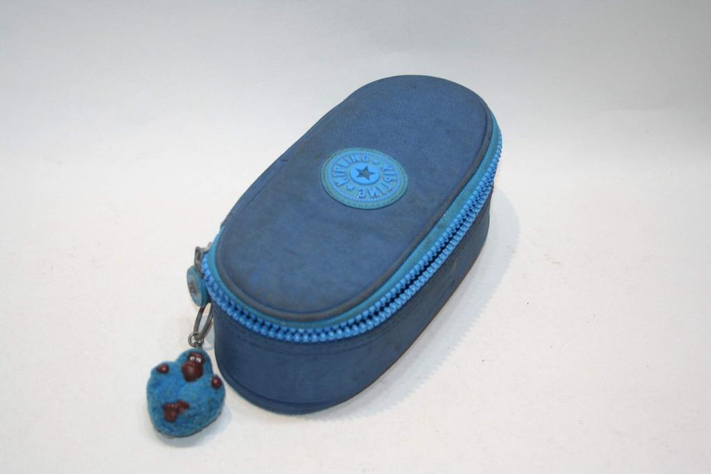 Kipling plumier duobox, rigide, 2 étages+ singe  en TBE, Enlèvement ou Envoi, Utilisé