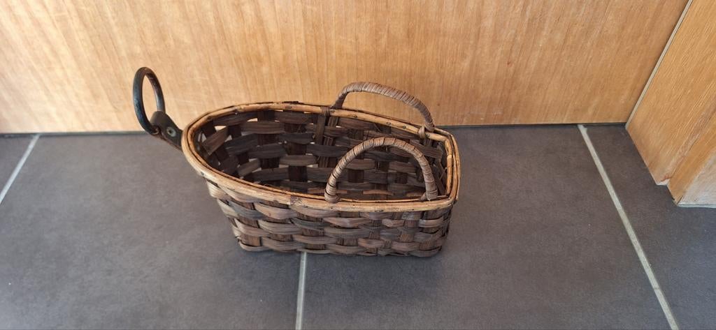 Rieten mand voor wijnfles, Ophalen, Riet, Mand