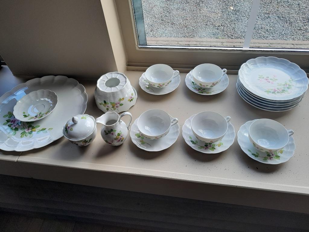 Thee servies AK Kaiser Romantica, Huis en Inrichting, Ophalen of Verzenden, Zo goed als nieuw