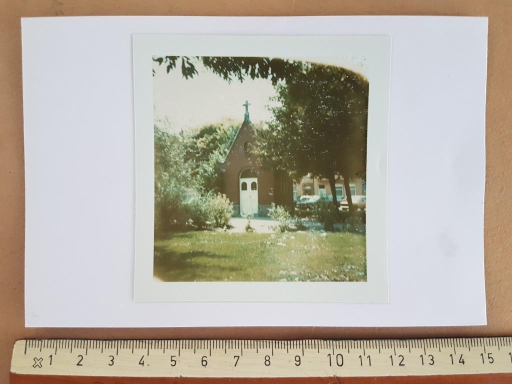 Foto Brugge Kapelleke in een parkje, Gebruikt, 1980 tot heden, Foto, Ophalen of Verzenden
