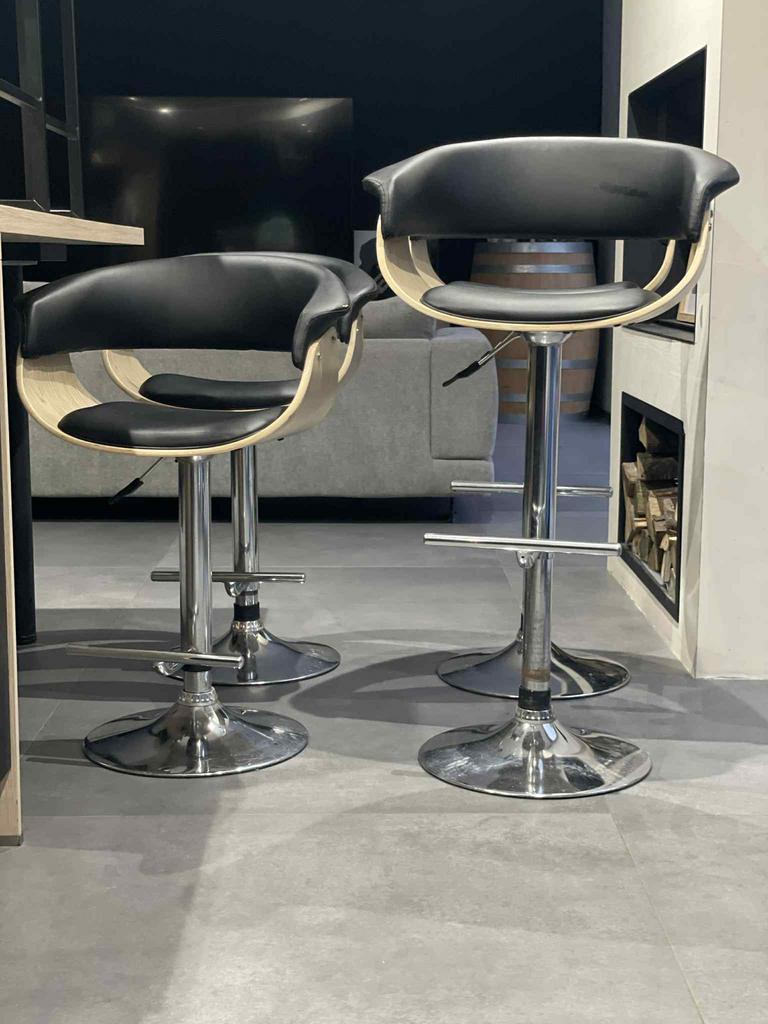 Tabouret pour cuisine, Ophalen, Zo goed als nieuw