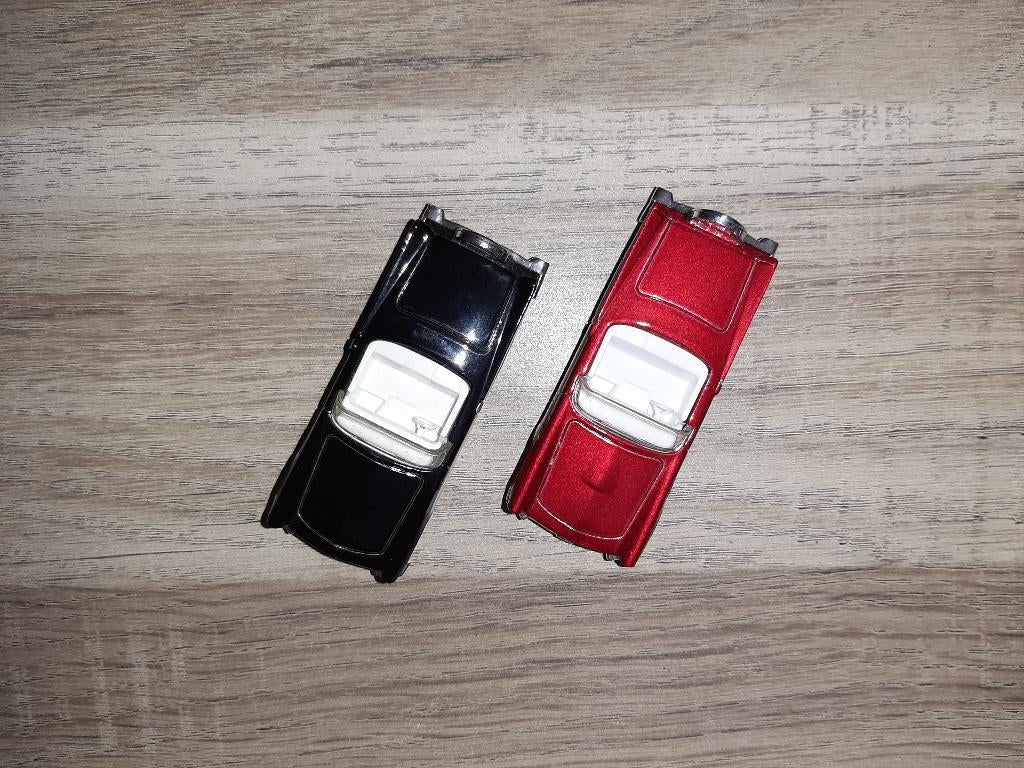2x Matchbox 1957 Ford Thunderbird 1988 (nearly mint), Ophalen of Verzenden, Zo goed als nieuw, Auto