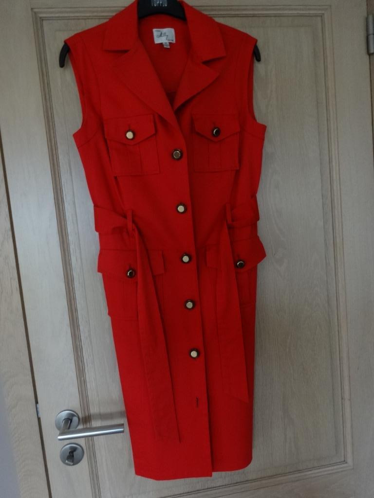 Robe cape festive, Taille 38/40 (M), Enlèvement ou Envoi, Comme neuf, ANDERE