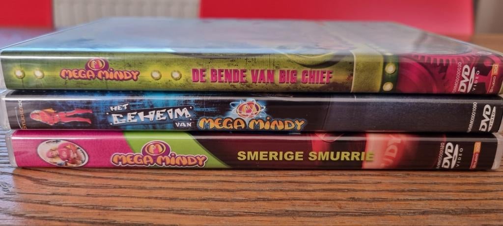 Mega Mindy  3x, Ophalen of Verzenden, Zo goed als nieuw