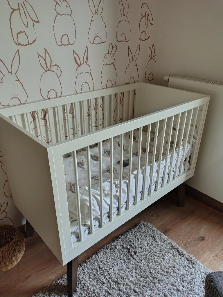 Kidsmill babykamer - sixties (wit/walnoot), Ophalen, Gebruikt, Jongetje of Meisje