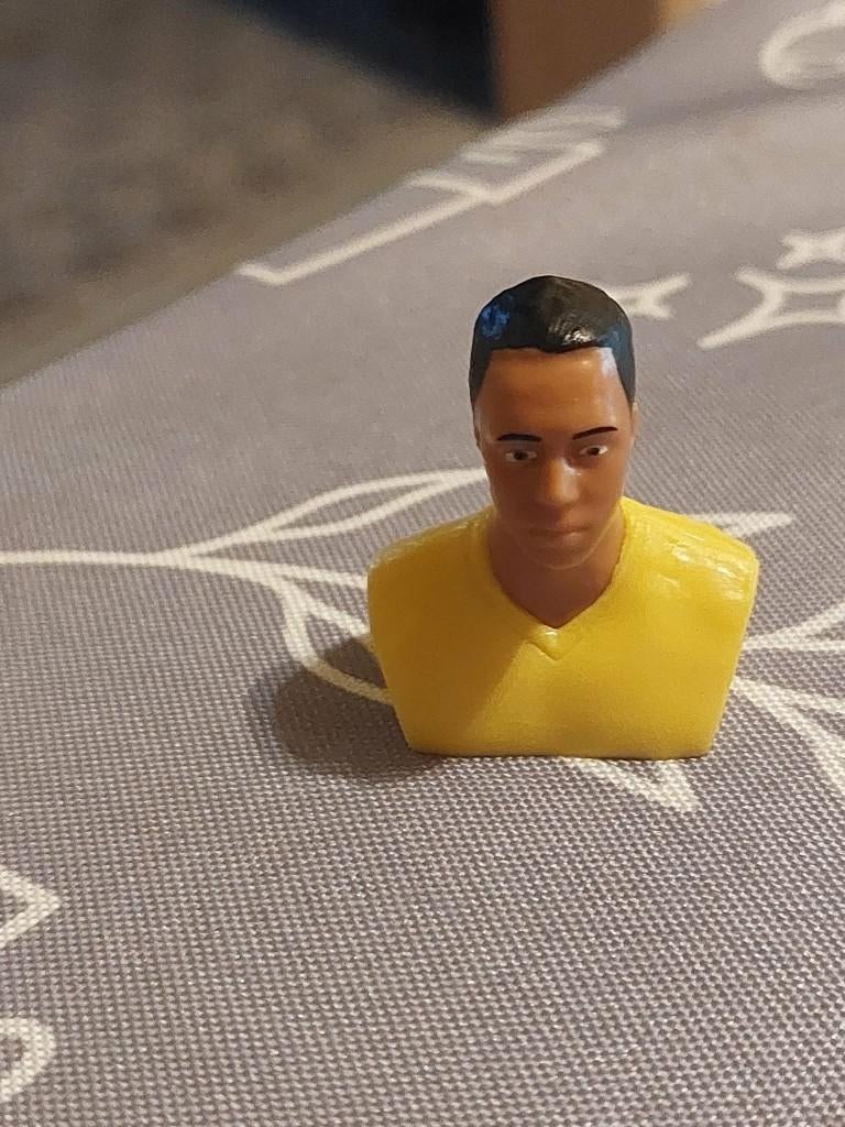 Voetbalfiguurtje / Youri Tielemans / Rode Duivels /Carrefour, Ophalen of Verzenden, Zo goed als nieuw, Beeldje of Poppetje