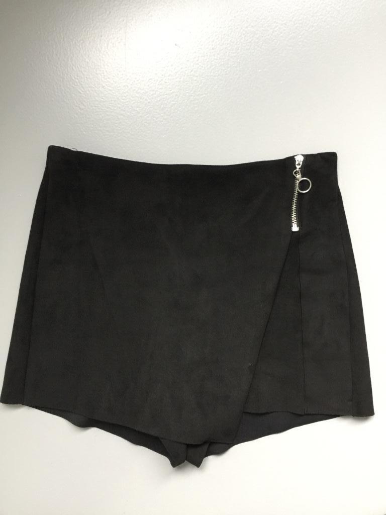 soepel zwart rokje/shortje in zachte daim, Zara, maat M, Ophalen, Maat 38/40 (M), Zwart