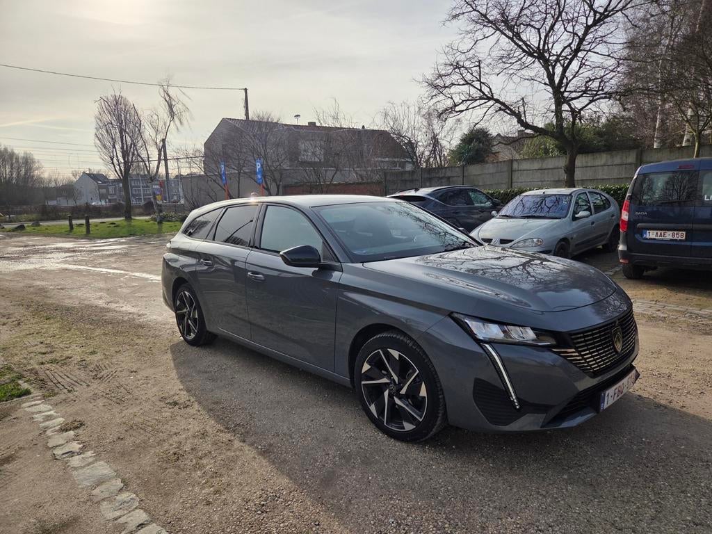 Peugeot 308sw allure 1.2puretech, 130 EAT8automaat, 19100km, Auto's, Peugeot, Euro 6, Leder en Stof, Break, 5 deurs