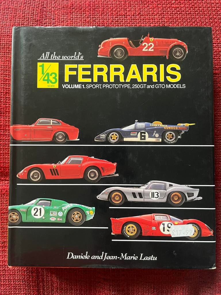 Boek Ferrari / Ferraris 1/43 collectors cars, Boeken, Ophalen of Verzenden, Zo goed als nieuw, Ferrari