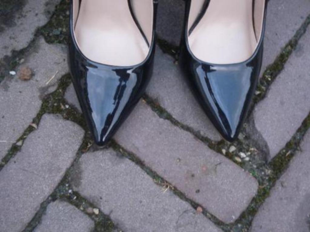 Livraison gratuite nouveaux talons de soirée en laque de lux, Neuf, Chaussures à haut talons, Noir, Envoi