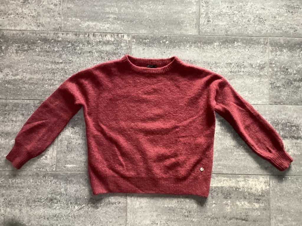 Trui Sora L/XL, Ophalen of Verzenden, Zo goed als nieuw, Rood, Maat 42/44 (L)