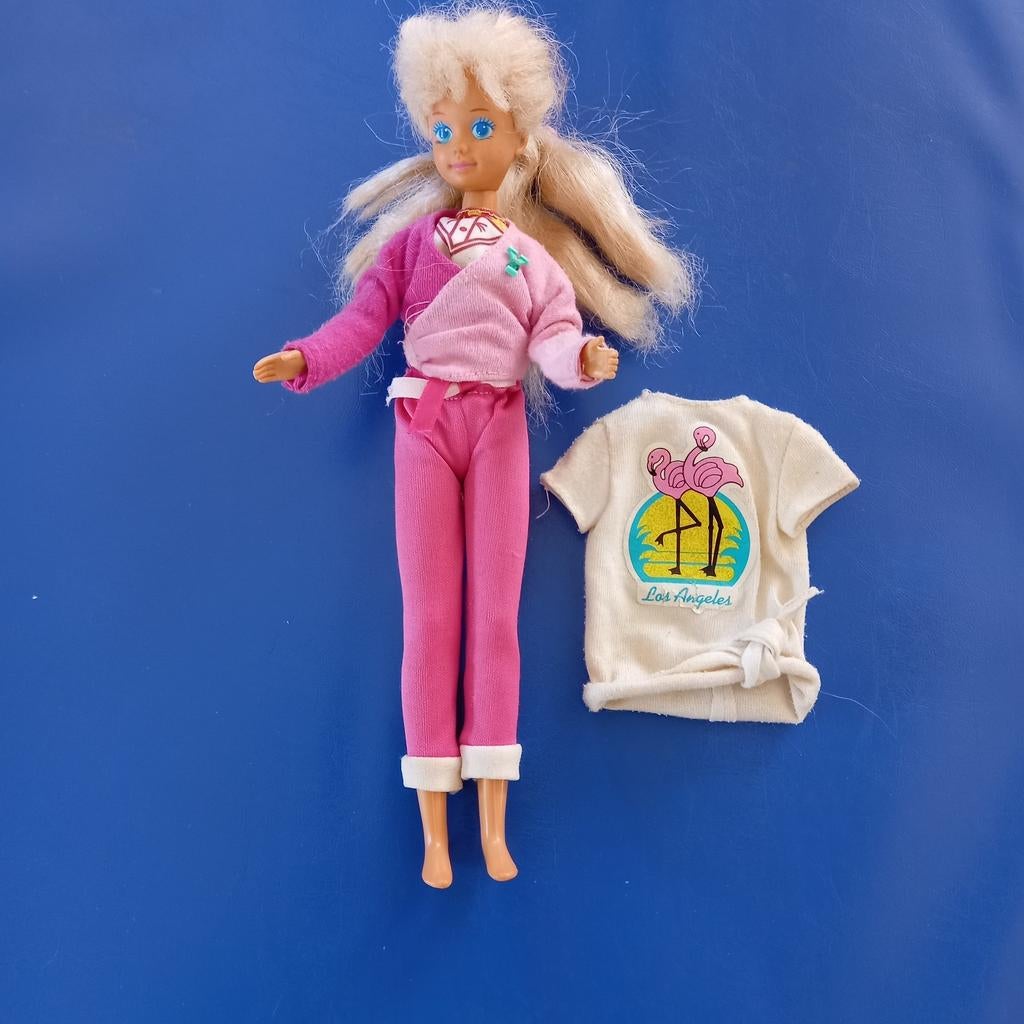 Barbie pop, Kinderen en Baby's, Speelgoed | Poppen, Ophalen, Gebruikt, Barbie