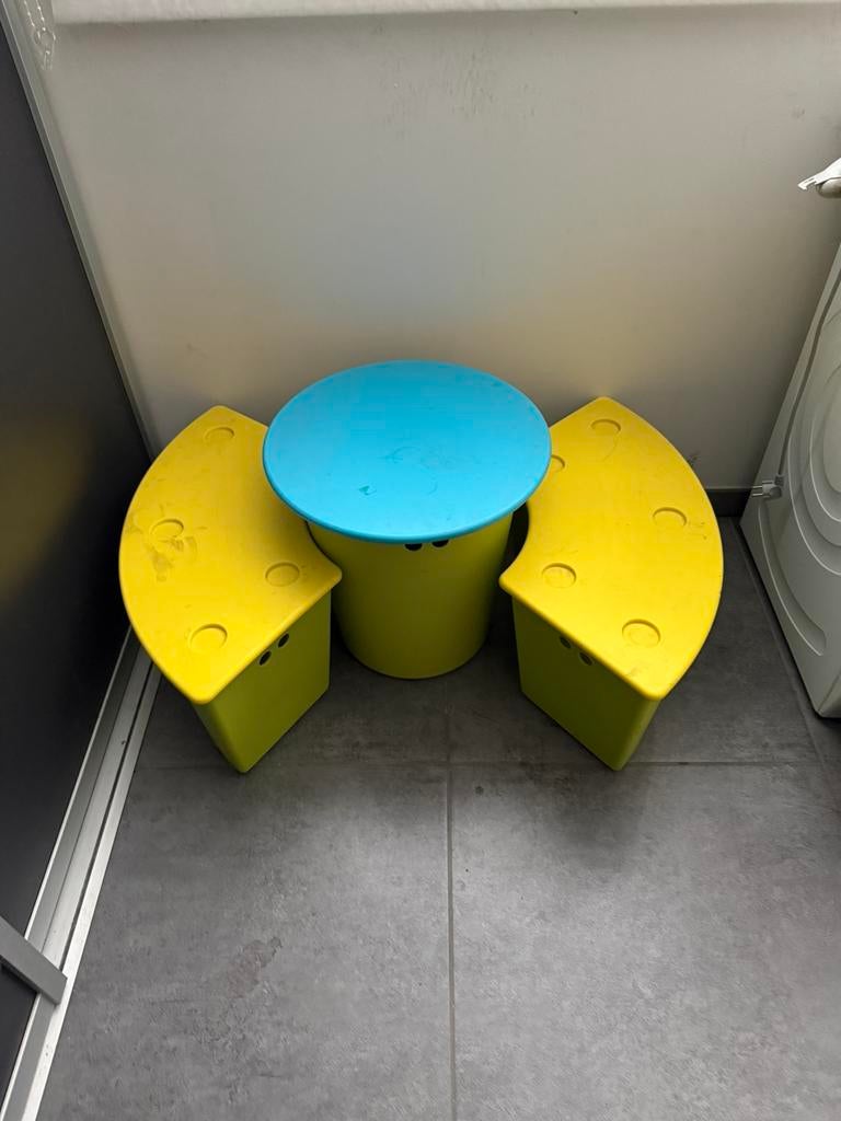 Ikea GLIS kleuter zitbank tafel set., Ophalen, Zo goed als nieuw, Tafel
