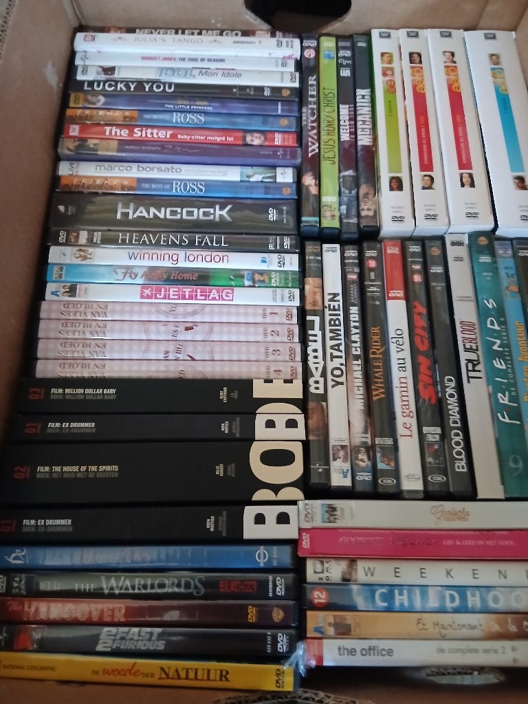 Bananen doos vol dvd's ., Ophalen, Gebruikt