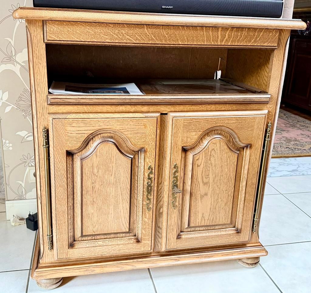 Eiken tv kastje, Ophalen, Eikenhout, 50 tot 100 cm, 25 tot 50 cm
