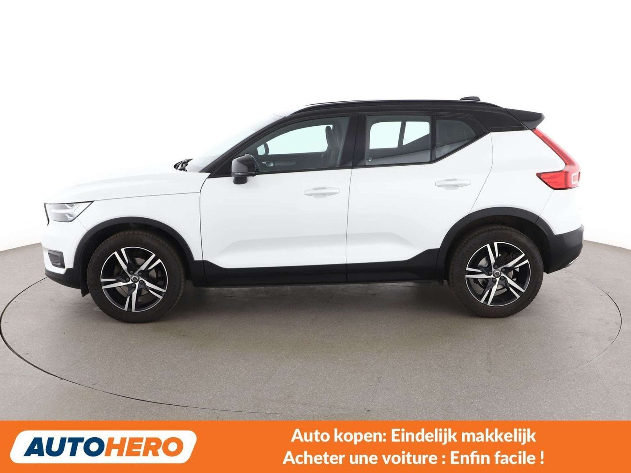 Volvo XC40 1.5 R-Design 2WD (année de construction 2018), Autos, Volvo, 144 g/km, Achat, Euro 6, 156 ch