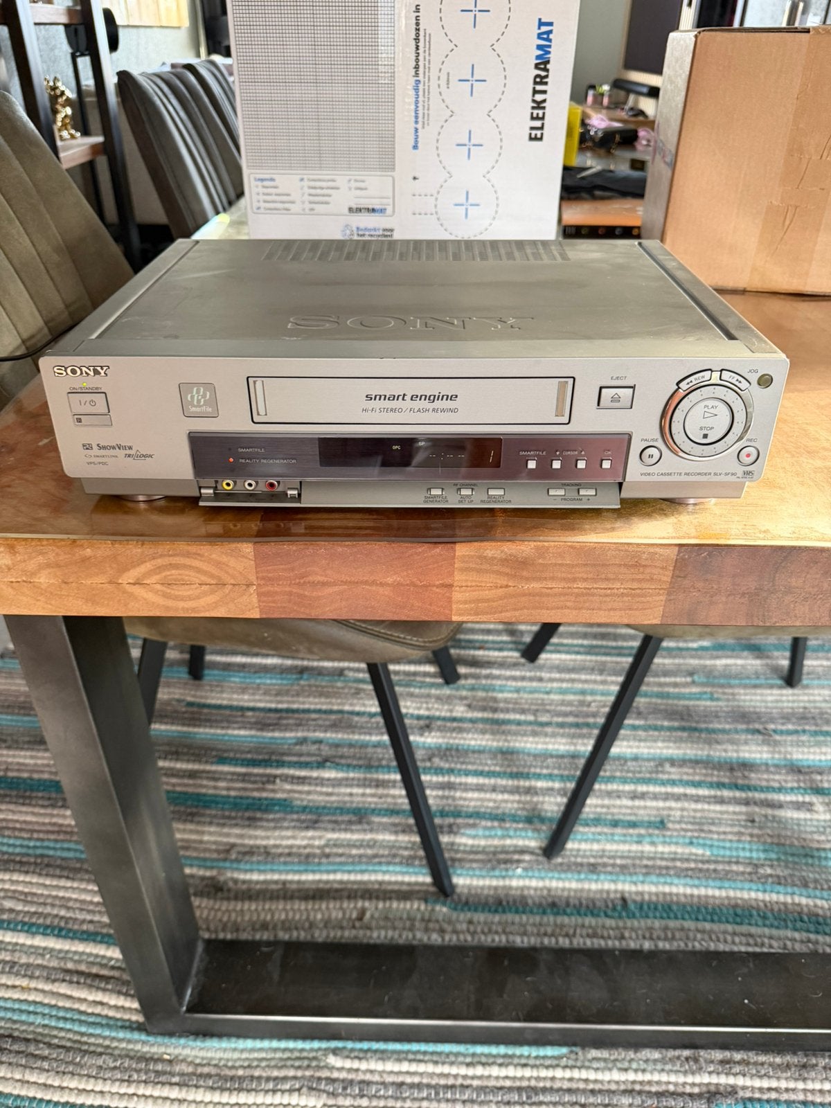 Sony vhs videorecorder SLV-SF90 zilver, Audio, Tv en Foto, Videospelers, Ophalen of Verzenden, Zo goed als nieuw