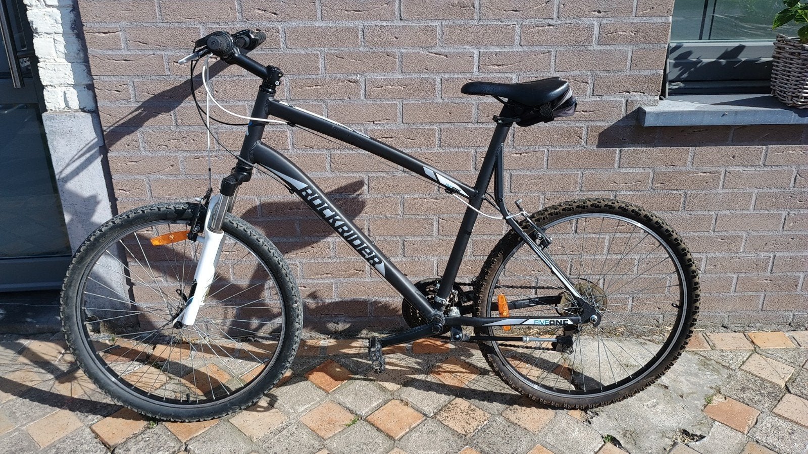 VTT Rockrider 5.1 

Prix : 125 euros, Vélos & Vélomoteurs, Enlèvement