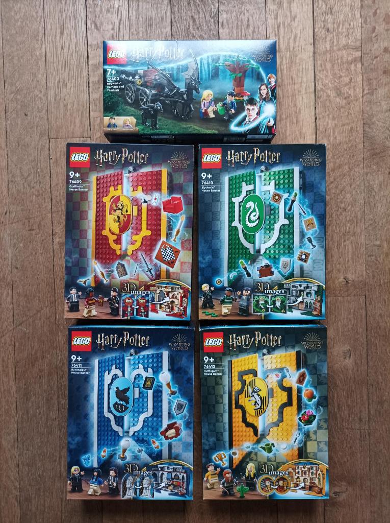 Lot 5 Lego Harry Potter 4 wapenschilden + 76400 verzegeld, Lego, Ophalen of Verzenden, Complete set, Ongeopend/sealed