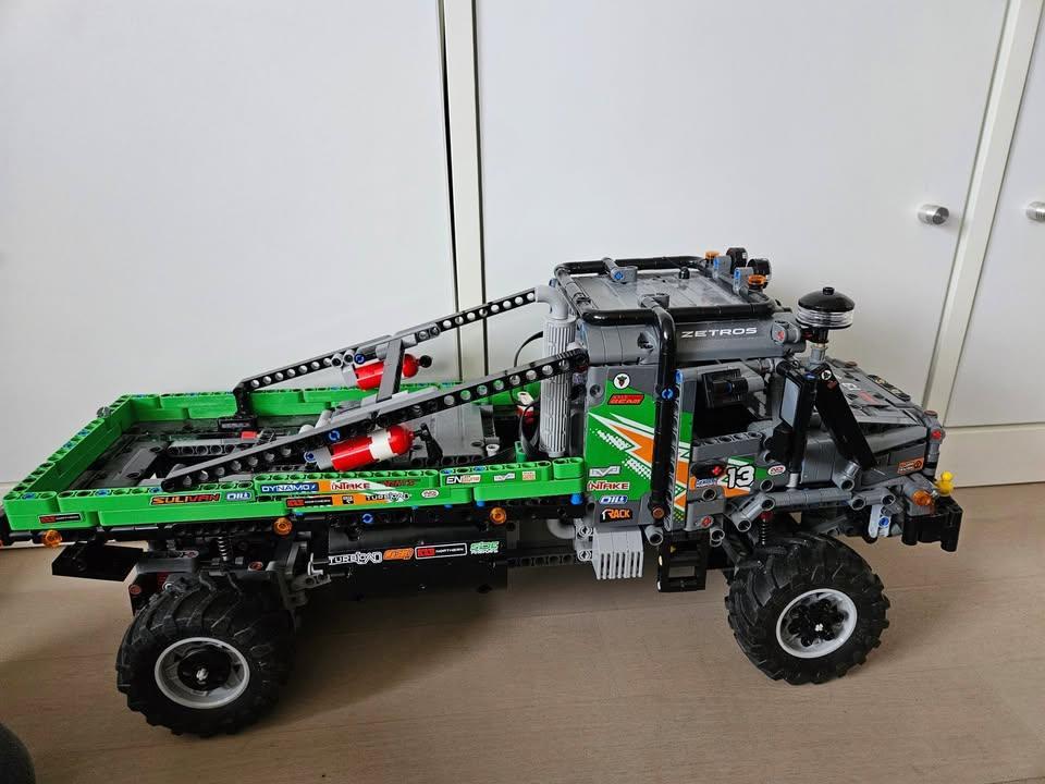 Lego Technic 42129 Mercedes 4x4 Zetros Trial Truck, Enfants & Bébés, Jouets | Duplo & Lego, Comme neuf, Lego, Ensemble complet