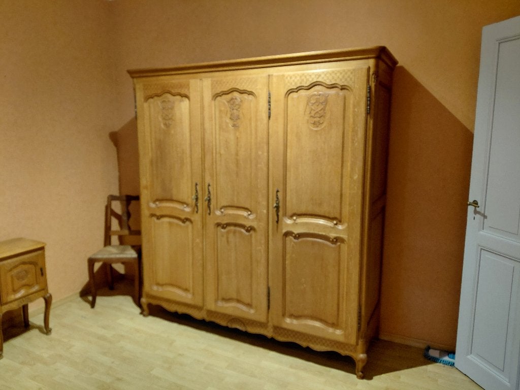 massief eiken kleerkast met 2 bijpassende nachtkastjes, Antiek en Kunst, Antiek | Meubels | Kasten, Ophalen