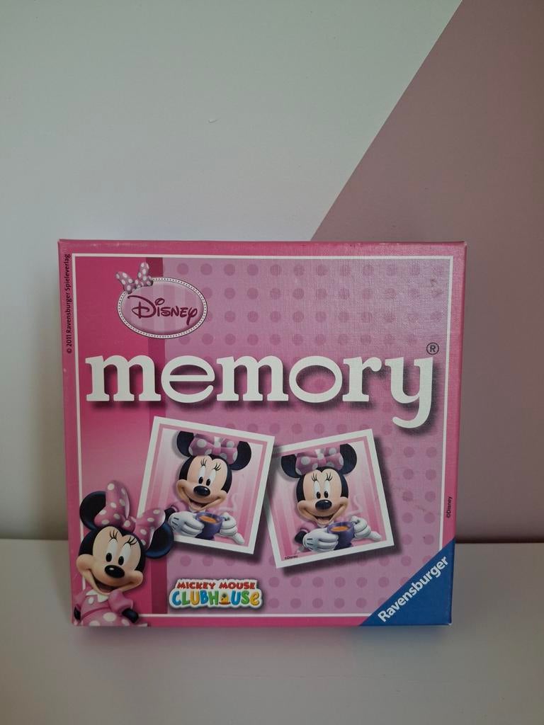 Jeu de mémoire Disney Minnie Mouse, Enlèvement