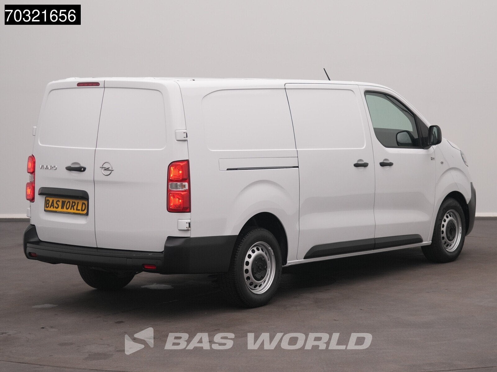 Opel Vivaro 145PK L3H1 Navi Airco Cruise Camera Euro6 L3 Lon, Auto's, Stof, Gebruikt, 4 cilinders, Wit
