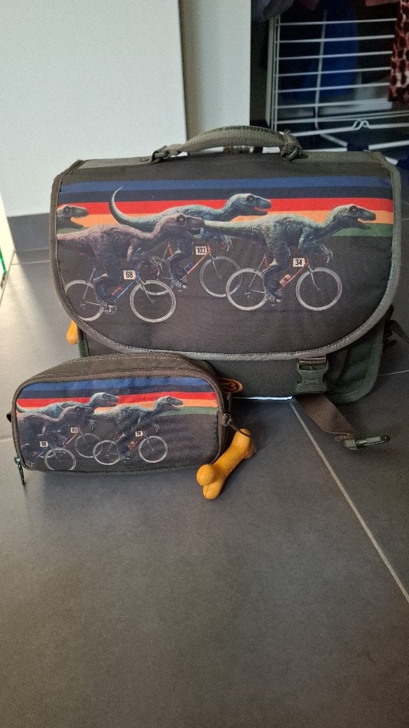 Boekentas, Handtassen en Accessoires, Tassen | Schooltassen, Ophalen, Aktetas of Boekentas, 30 tot 40 cm, Groen