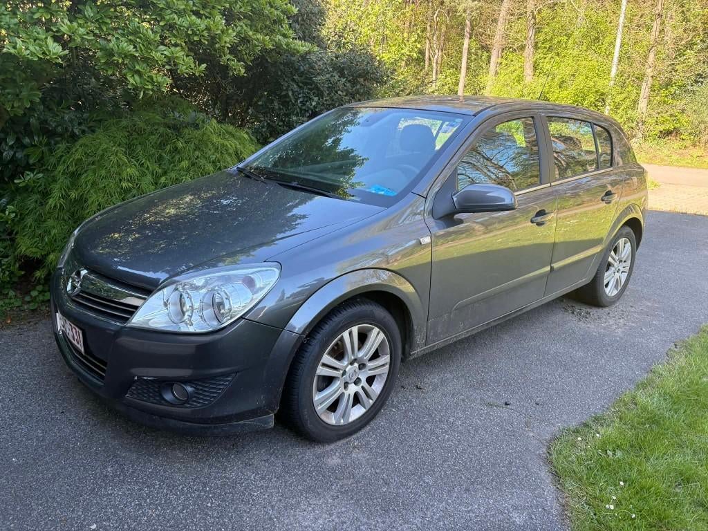 Opel Astra Diesel 164.000KM met trekhaak, Voorwielaandrijving, Leder en Stof, Particulier, Parkeersensor