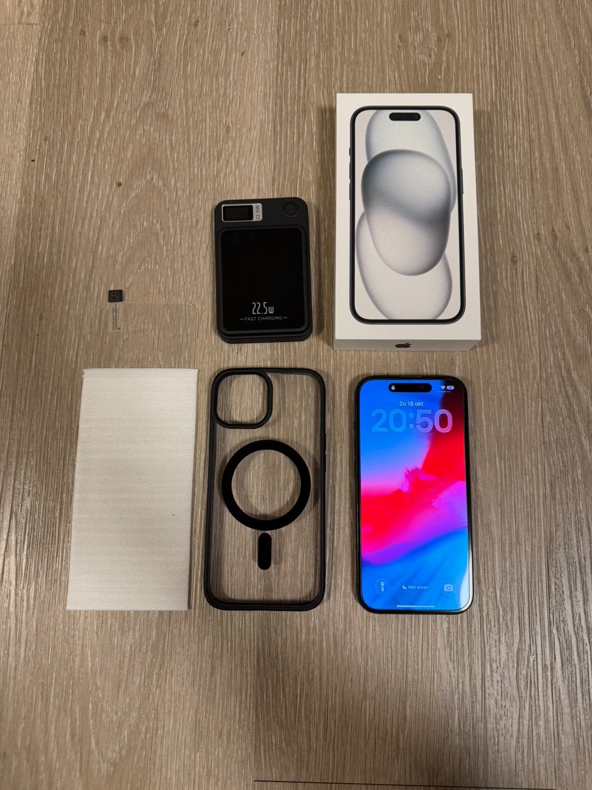 Accessoires iPhone 15 + (toujours sous garantie), Télécoms, Enlèvement ou Envoi, Comme neuf, IPhone 15