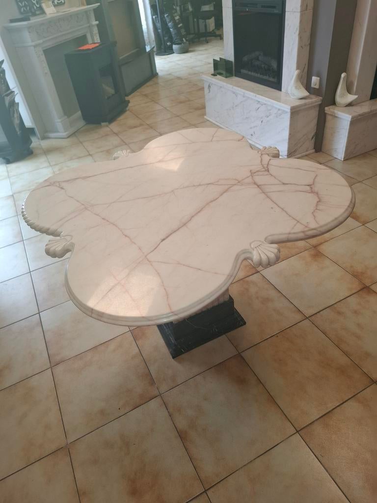 Marmeren tafel, Tuin en Terras