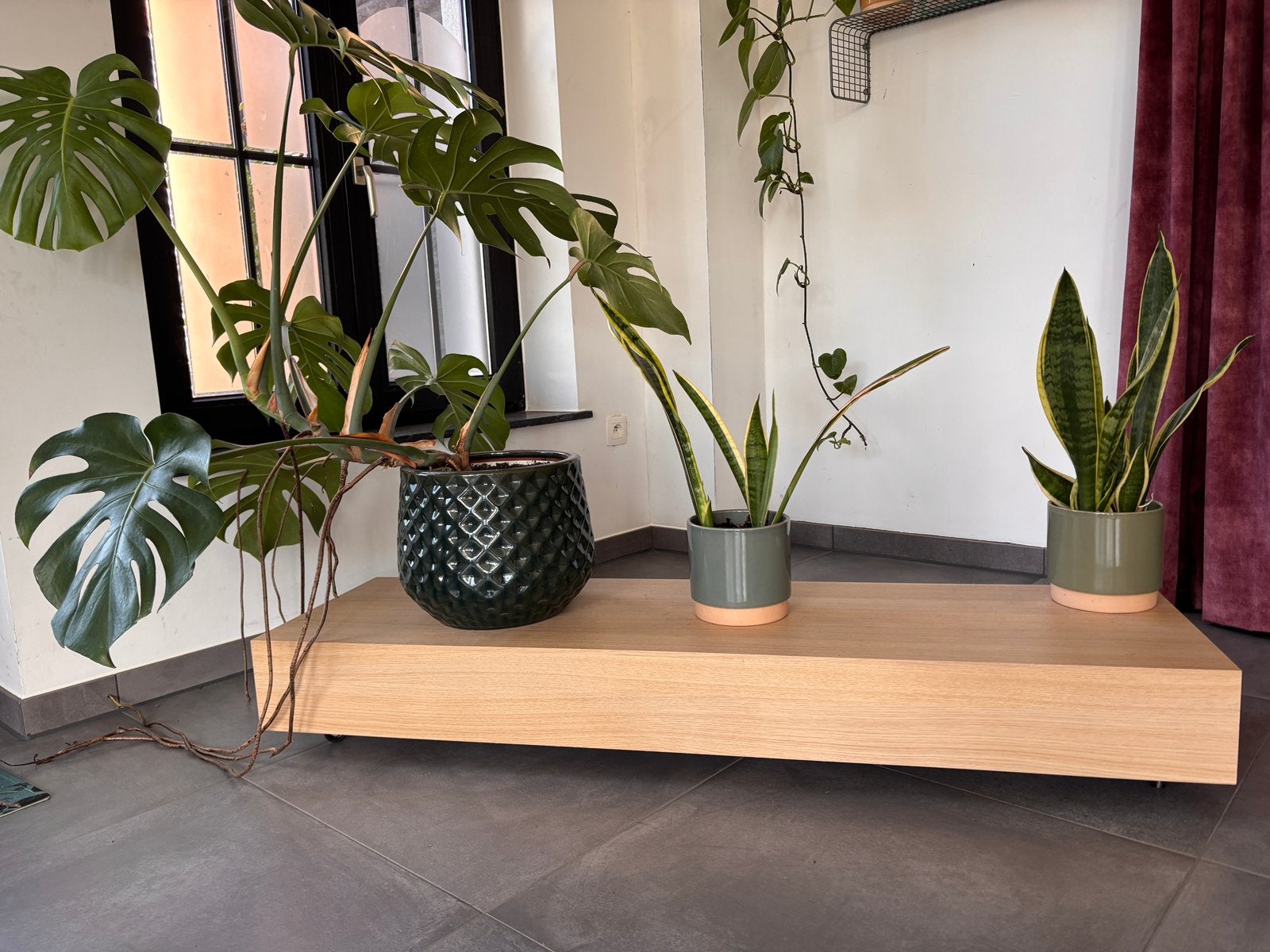 Lage eiken plantentafel / roomdivider, Ophalen, Zo goed als nieuw