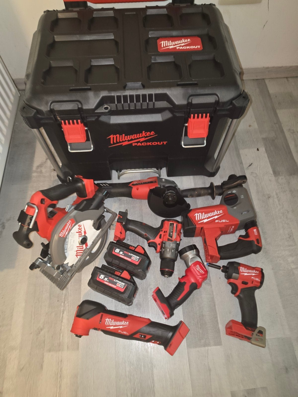 Kit milwaukee m18, Bricolage & Construction, Outillage | Outillage à main, Enlèvement, Neuf, Milwaukee