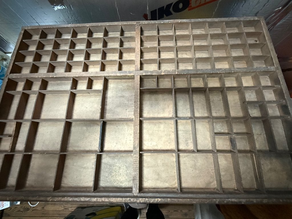 Authentieken zetkast/letterbak, Ophalen