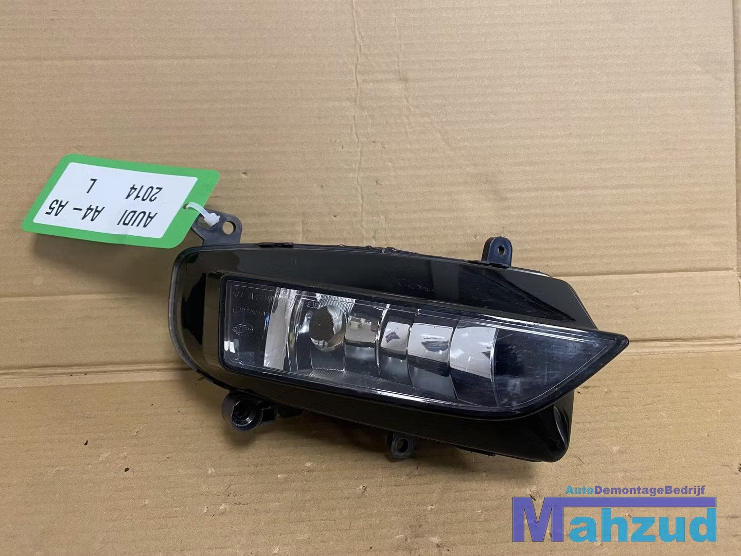 AUDI A4 B8 Links mistlamp 2007-2015 8K0941699C, Gebruikt, AUDI AG, Auto-Union-Strasse 1
85045  Ingolstadt, DE, Audi