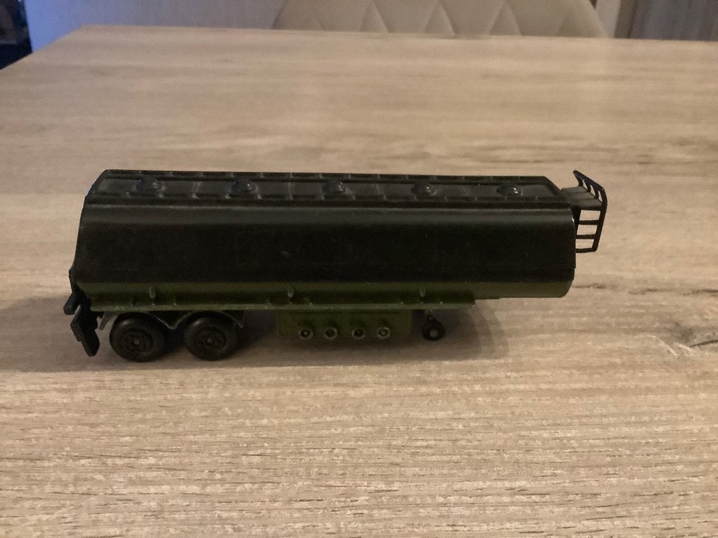 Matchbox metalen leger tankoplegger (1973), Ophalen of Verzenden, Gebruikt, Bus of Vrachtwagen