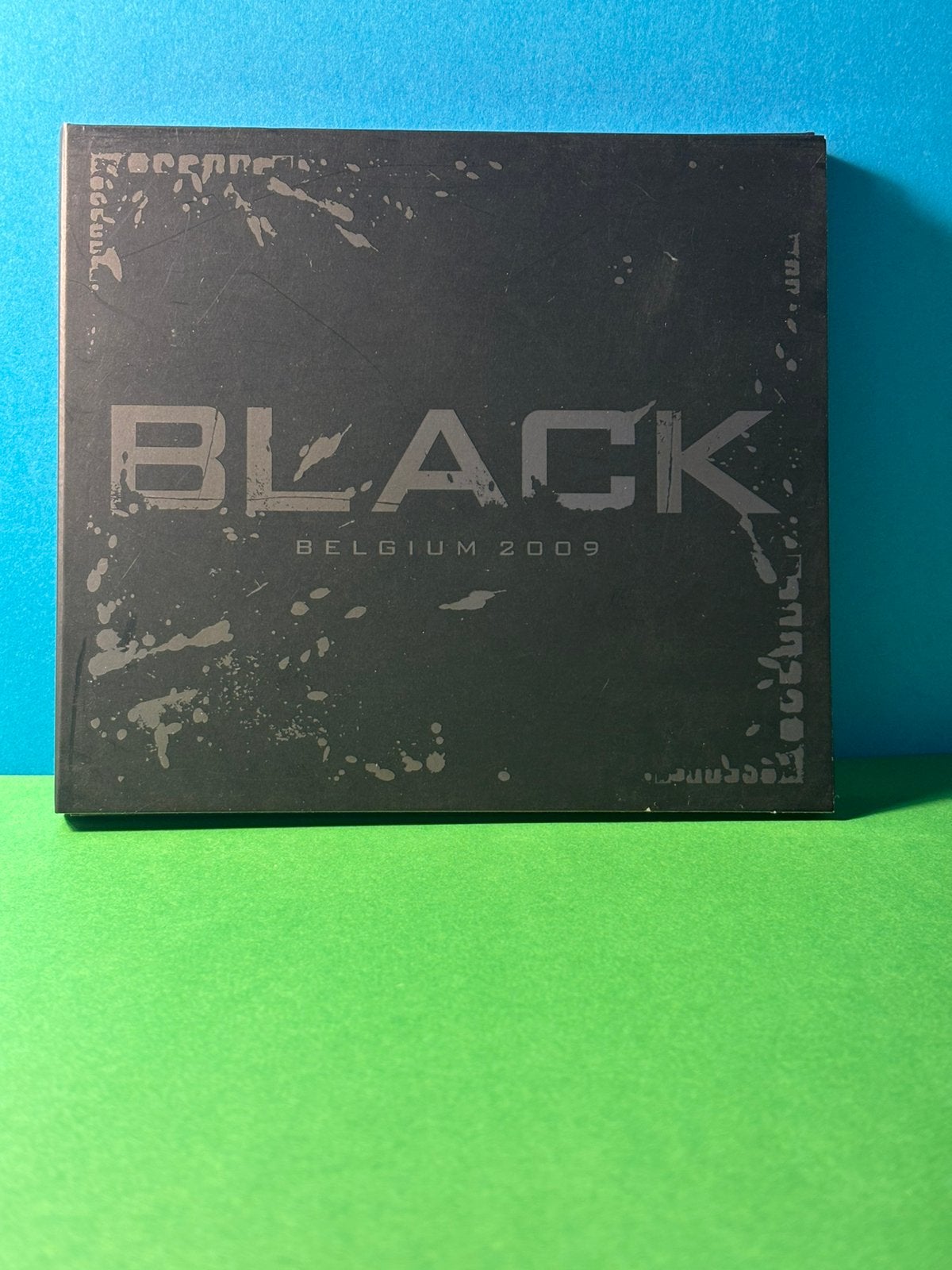 Sensation black 2009 ( id&t ) digipack, Cd's en Dvd's, Cd's | Dance en House, Verzenden, Zo goed als nieuw